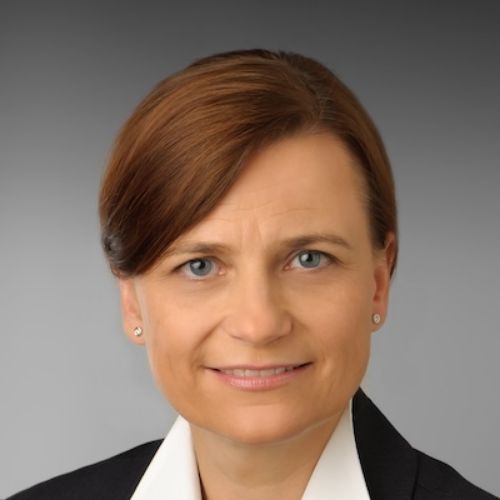 Foto von 
        Dr. Regina Engelstädter
    